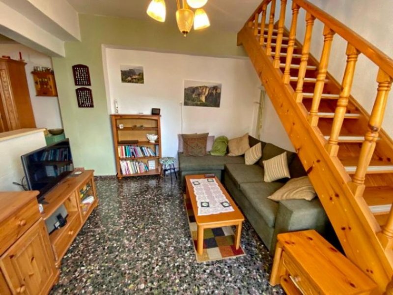 Kritsa Kreta, Kritsa: Drei-stöckiges Dorfhaus mit zwei Schlafzimmern und schöner Aussicht Haus kaufen